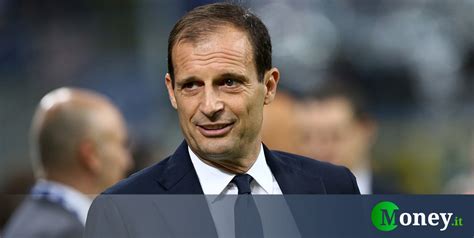 Quanto guadagna Allegri, lo stipendio dell’allenatore della Juventus.